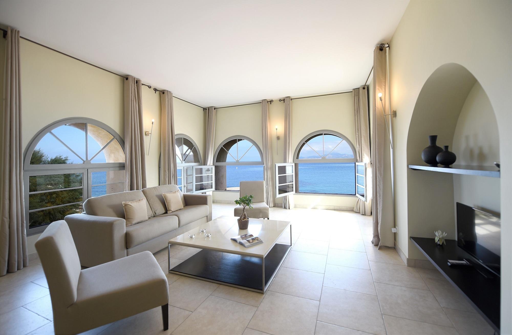 Perla Rossa Hotel L'Ile-Rousse  Ngoại thất bức ảnh