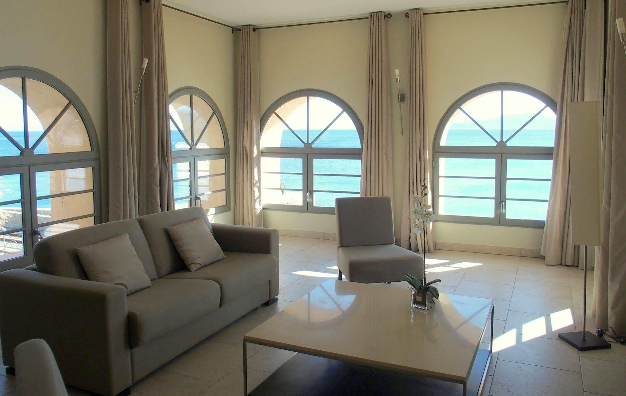 Perla Rossa Hotel L'Ile-Rousse  Ngoại thất bức ảnh