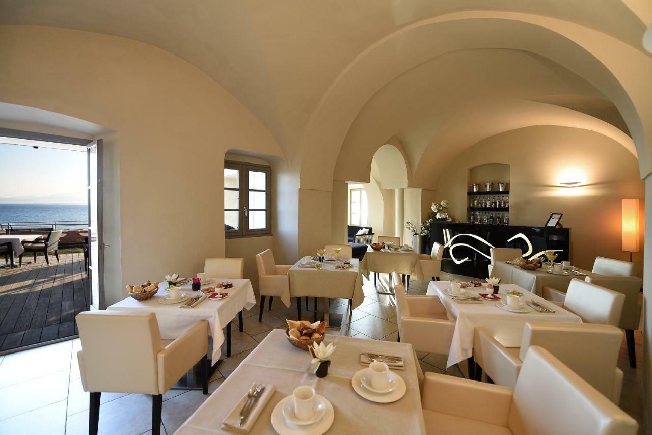 Perla Rossa Hotel L'Ile-Rousse  Ngoại thất bức ảnh